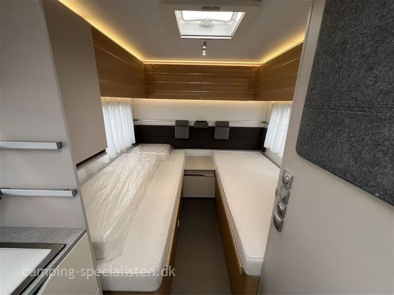 Billede 4 - 2021 - Adria Adora 542 UL   2021 Adria Adora 542 UL - Se den senere hos Camping-Specialisten.dk