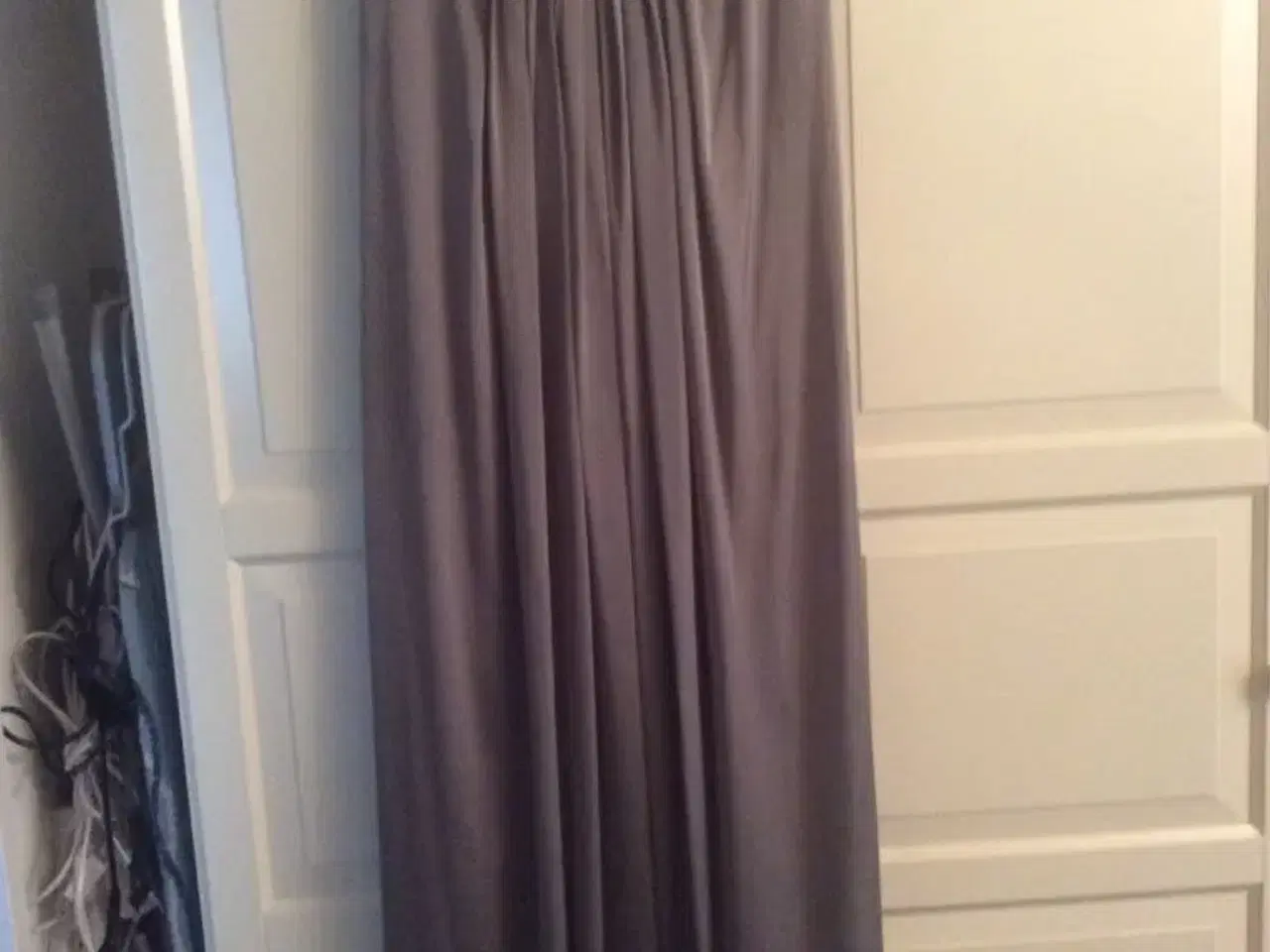 Billede 3 - Smuk grå kjole