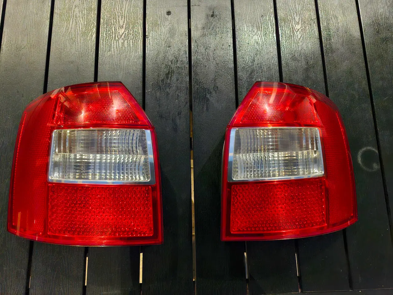 Billede 1 - Orginale baglygterr til Audi a4 b6 Avant.