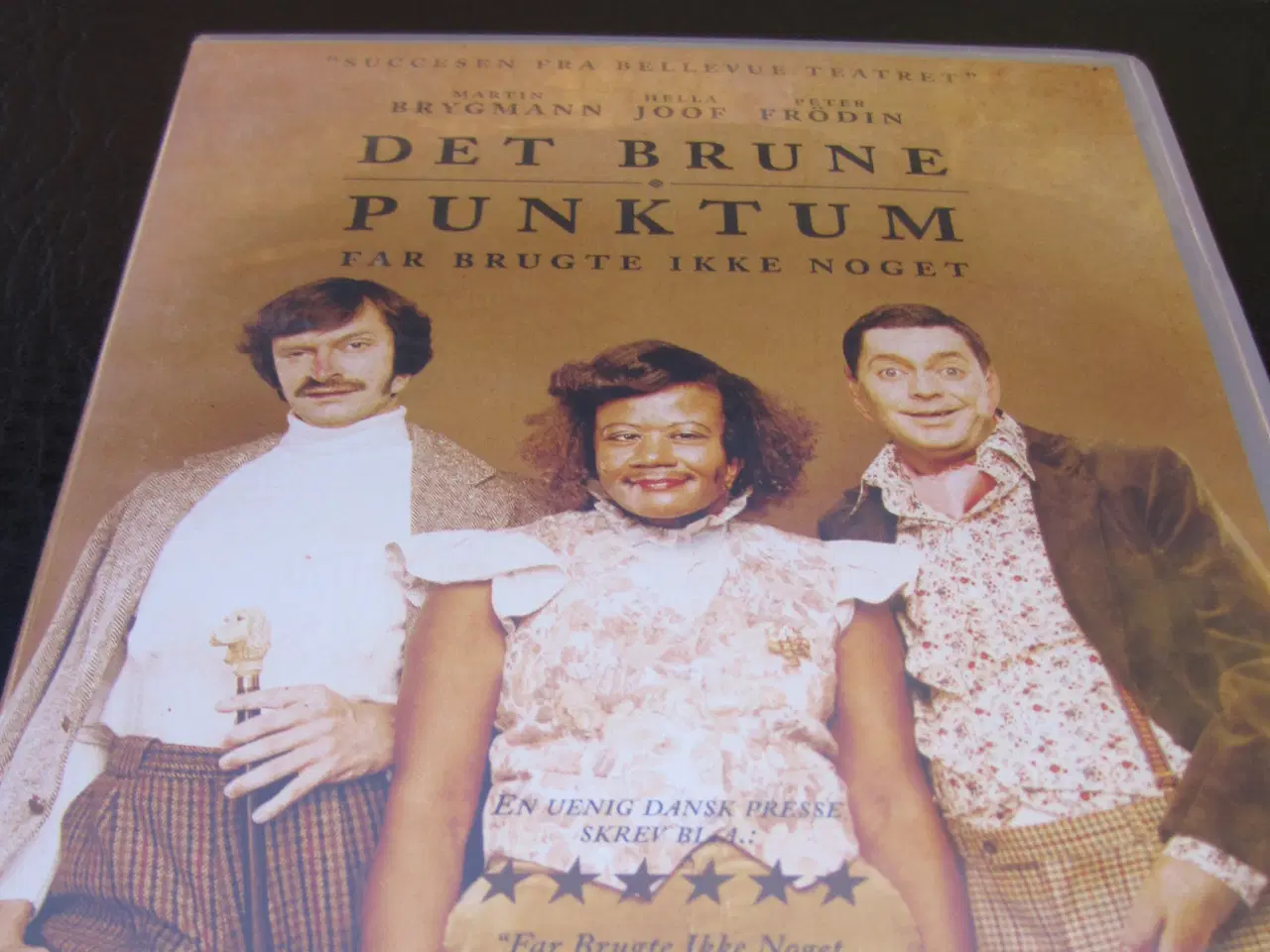 Billede 1 - DET BRUNE PUNKTUM. Dvd.