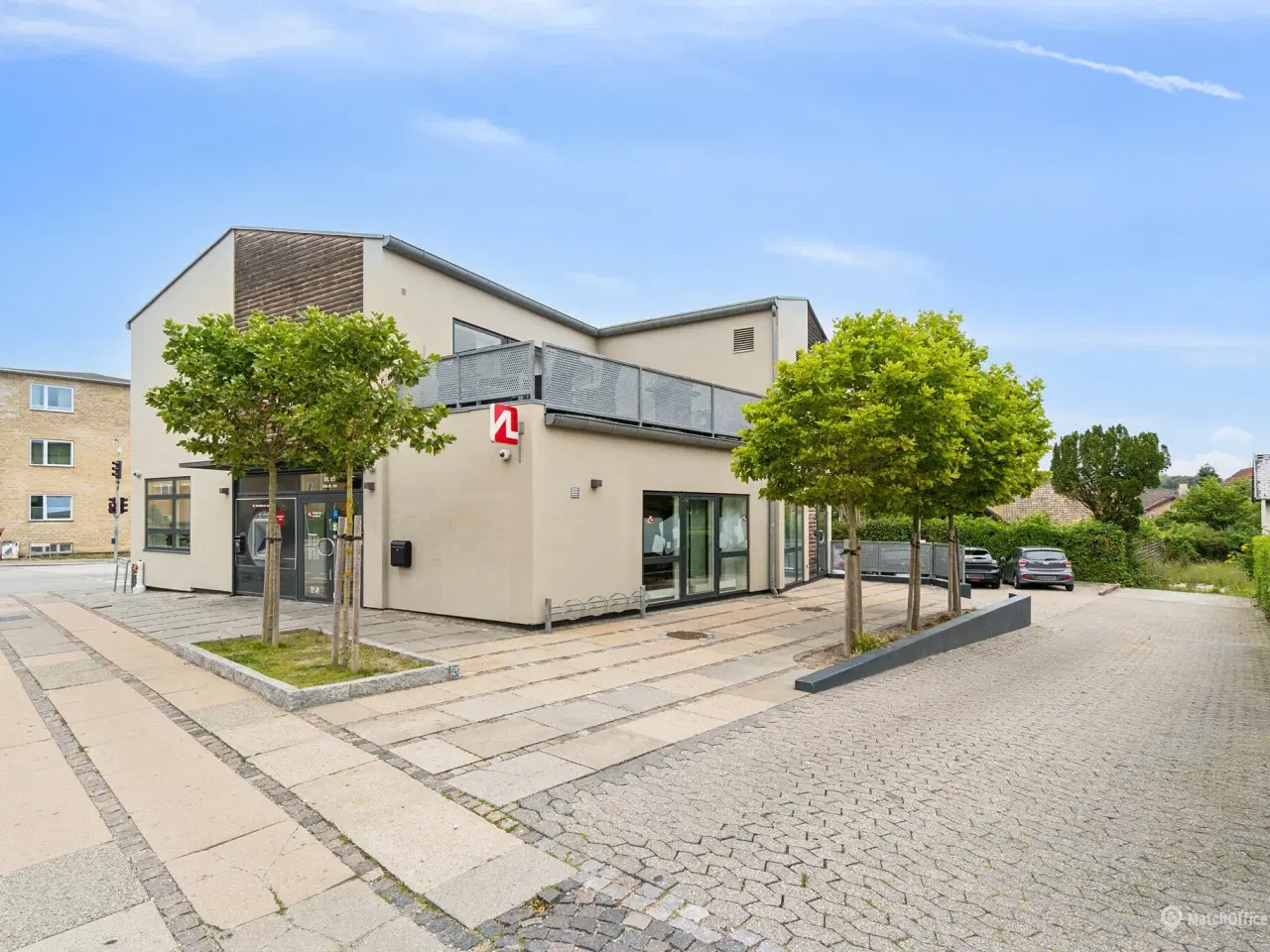 Billede 14 - Velholdt og indbydende domicillejemål med stor eksponering - velegnet til kontor. butik, showroom eller undervisning