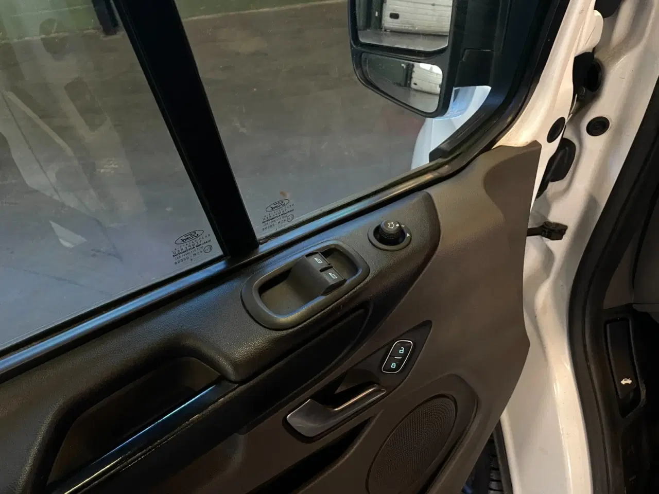 Billede 8 - Ford Transit Custom 280L 2,0 TDCi 130 Trend