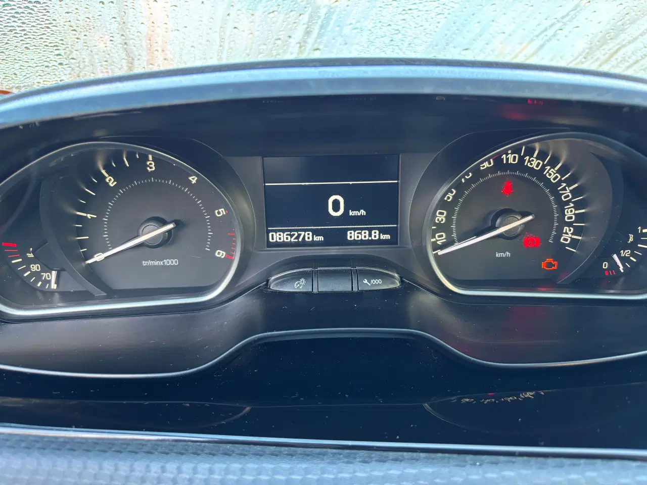 Billede 8 - Peugeot 208 1,5 BlueHDi Infinity Sky