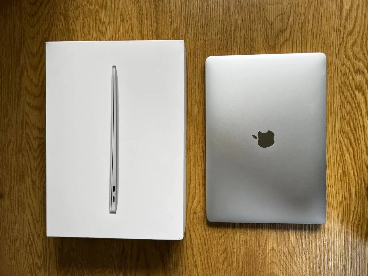 Billede 5 - MacBook Air 2020 – Defekt Skærm, Ellers Perfekt