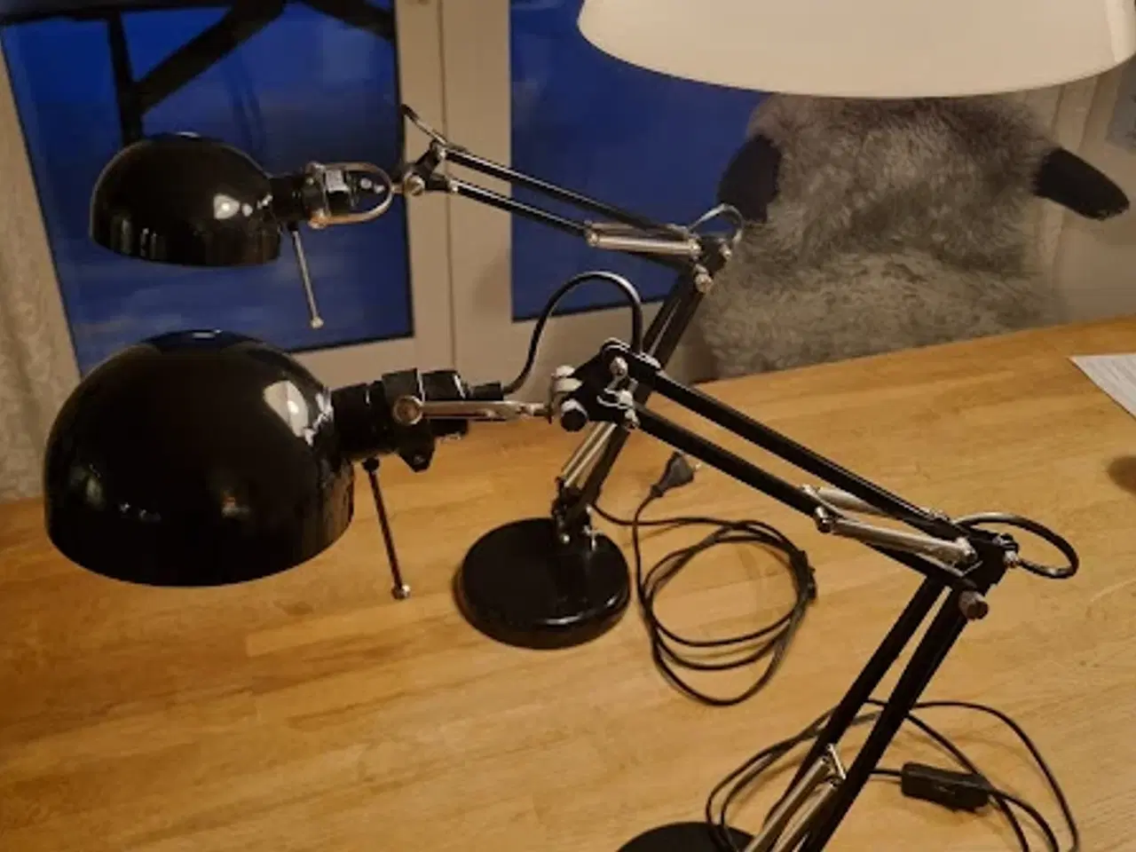 Billede 1 - 2 stk Ikea  bord-lamper