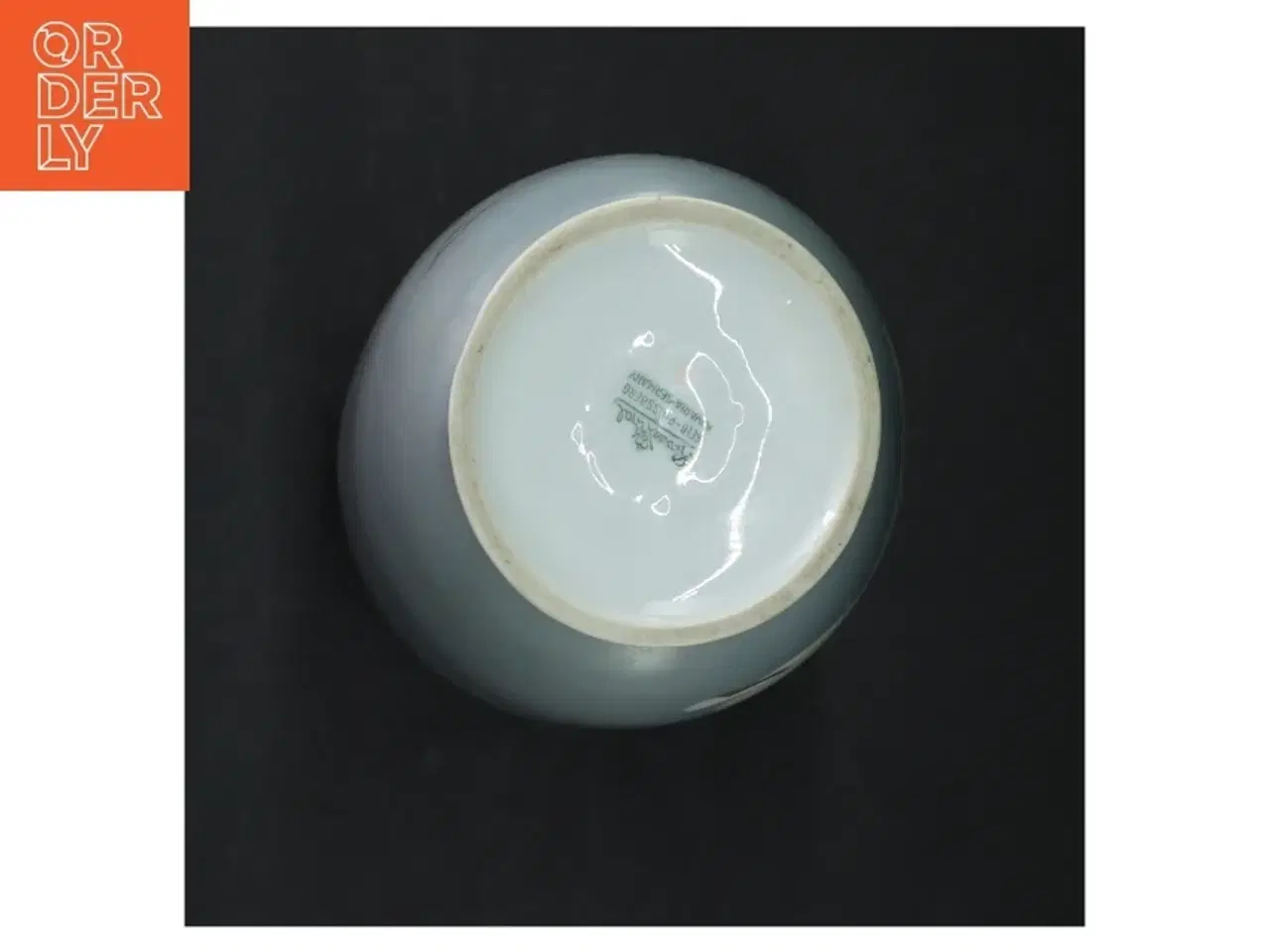 Billede 4 - Blå vase med guldkant og svanemotiv fra Rosenthal (str. 21 cm. 10 cm i diameter)