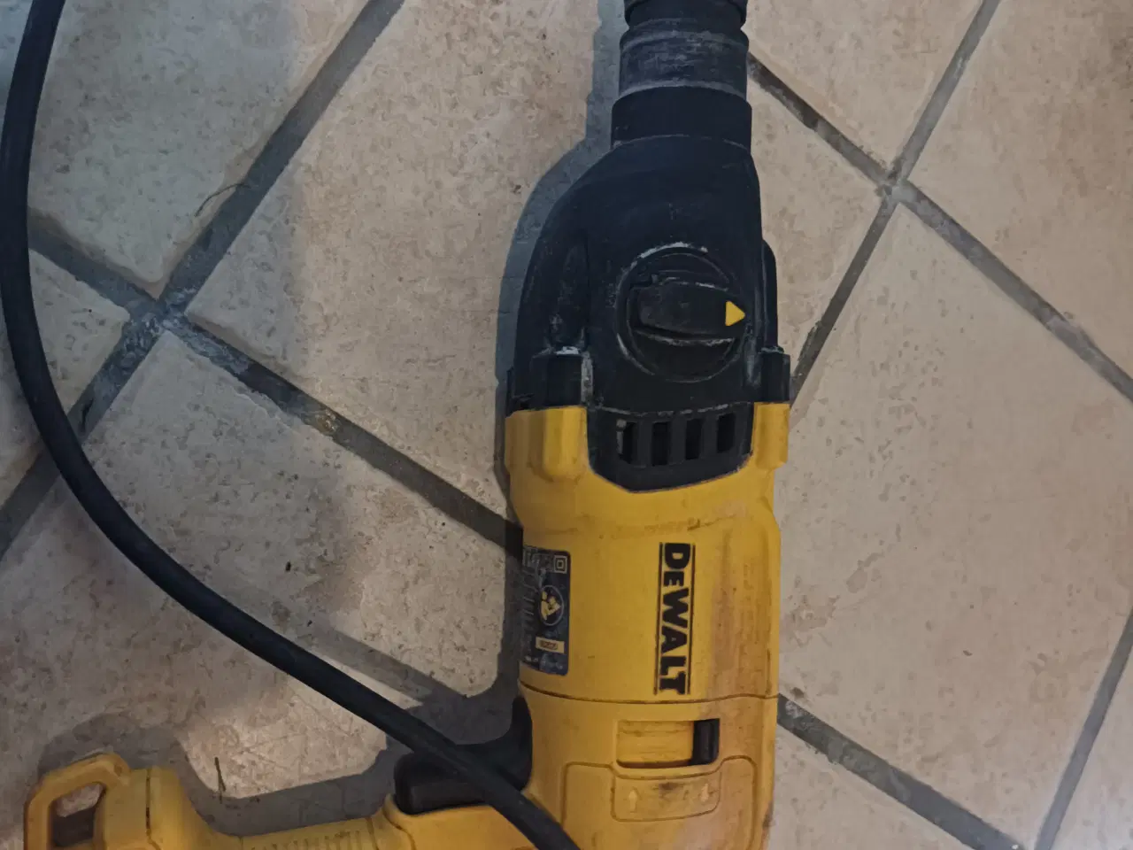 Billede 2 - DeWalt Borehammer SDS D25032