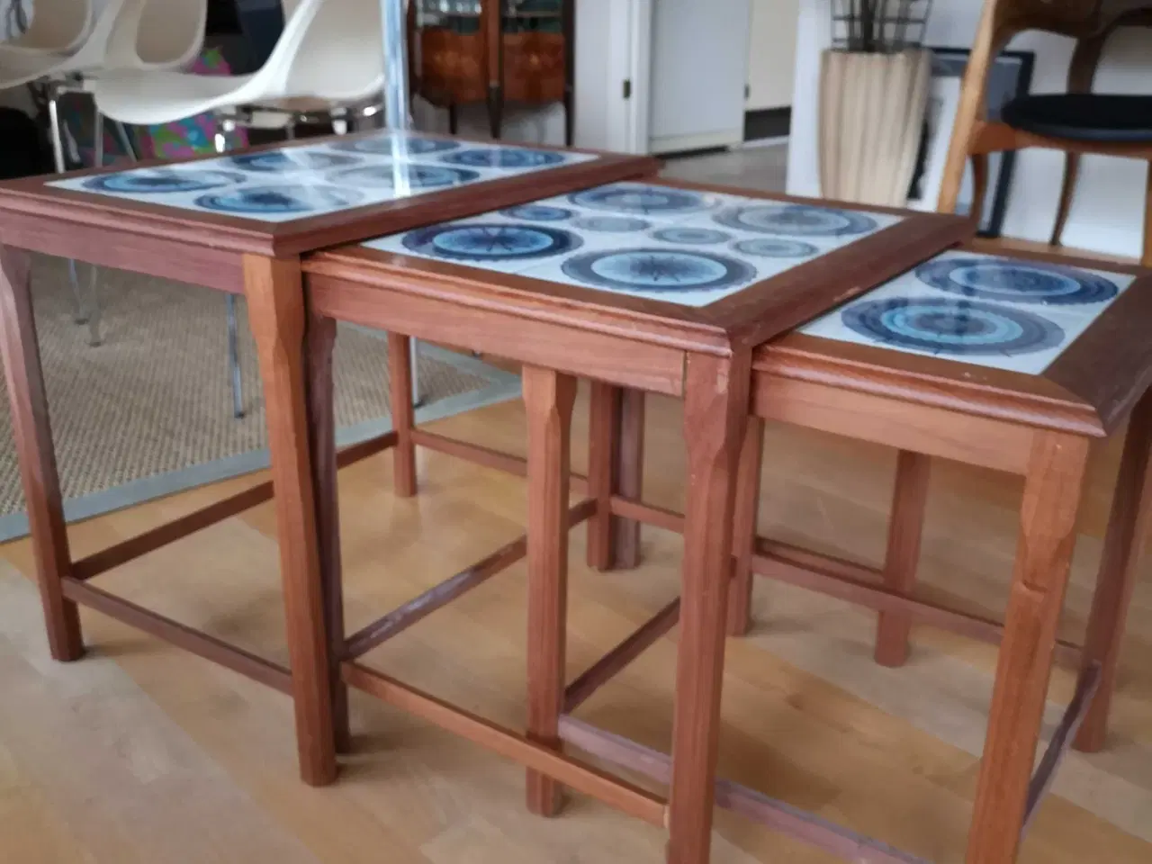 Billede 1 - Retro teak indskudsborde ned kakler