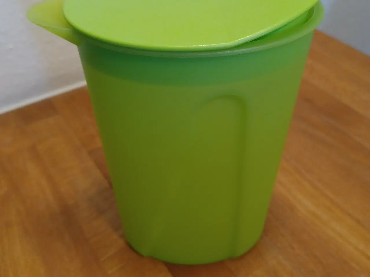 Billede 1 - Tupperware kande 