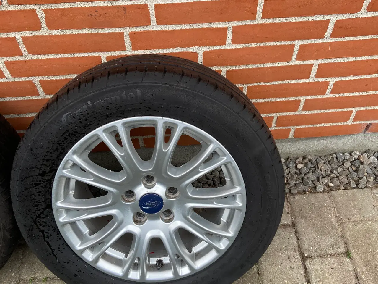 Billede 1 - Originale Ford 16” alufælge med sommerdæk