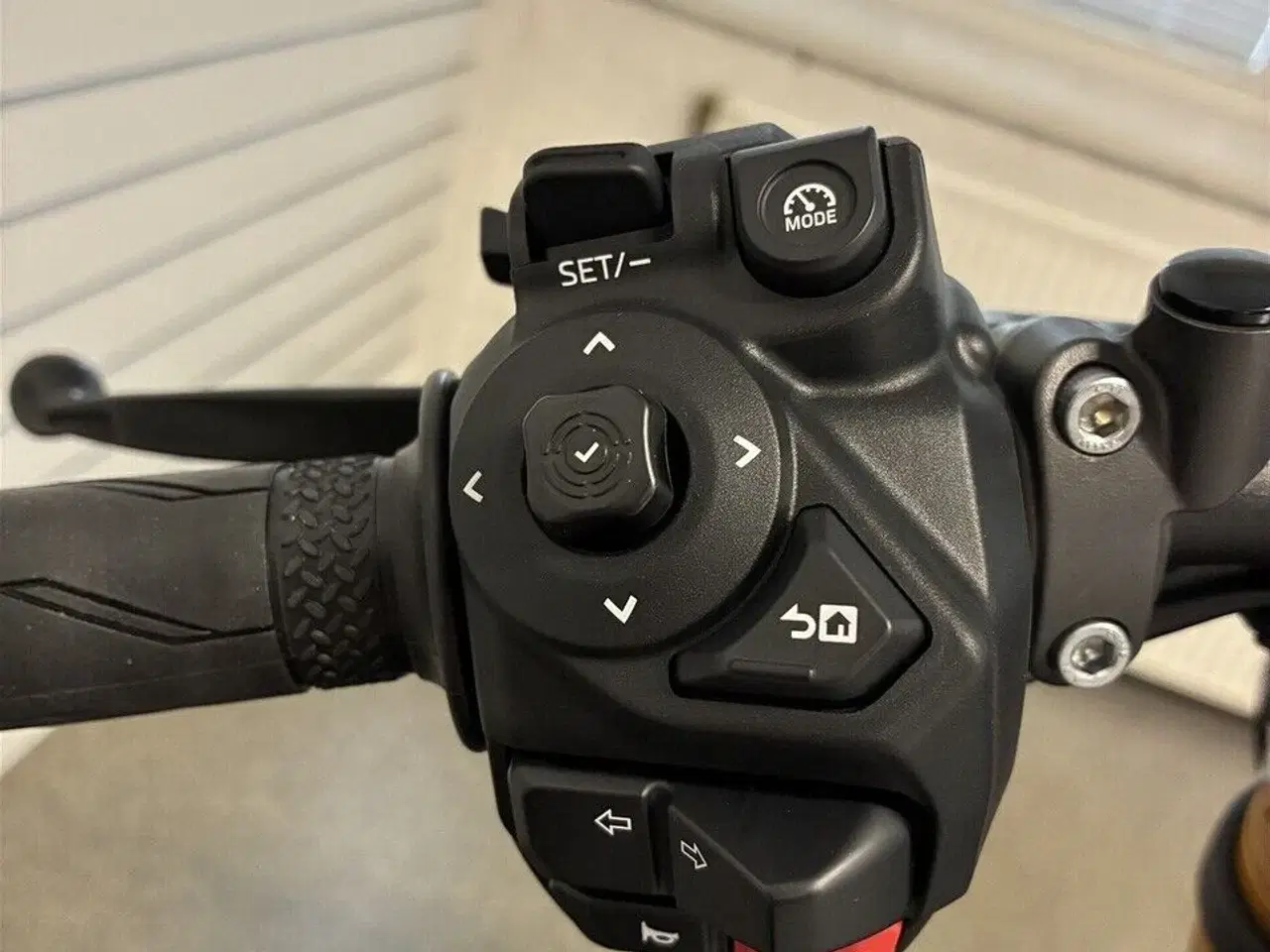 Billede 7 - Yamaha XSR900 Legend Red