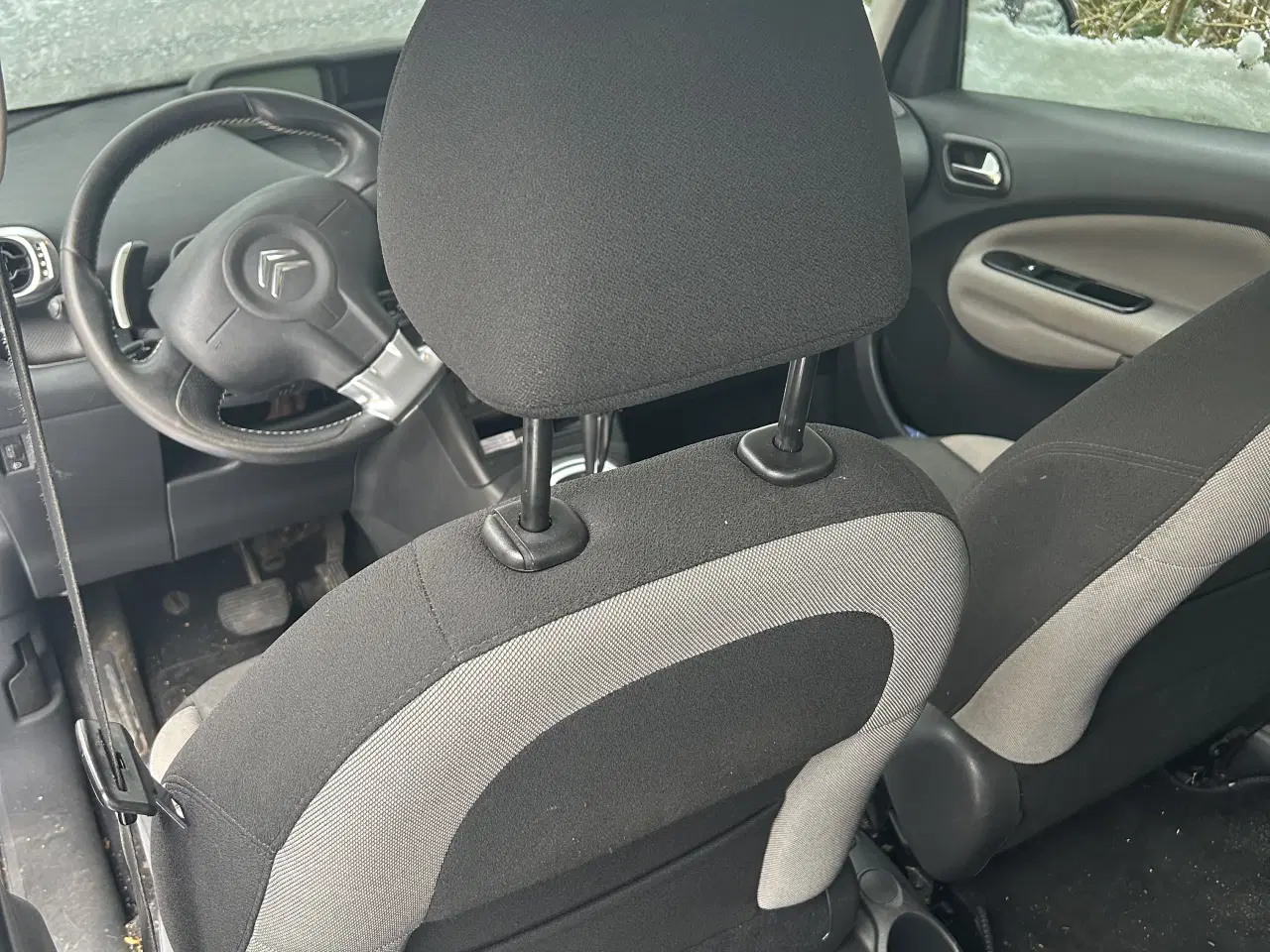 Billede 4 - C3 Picasso aut med syn plader og træk