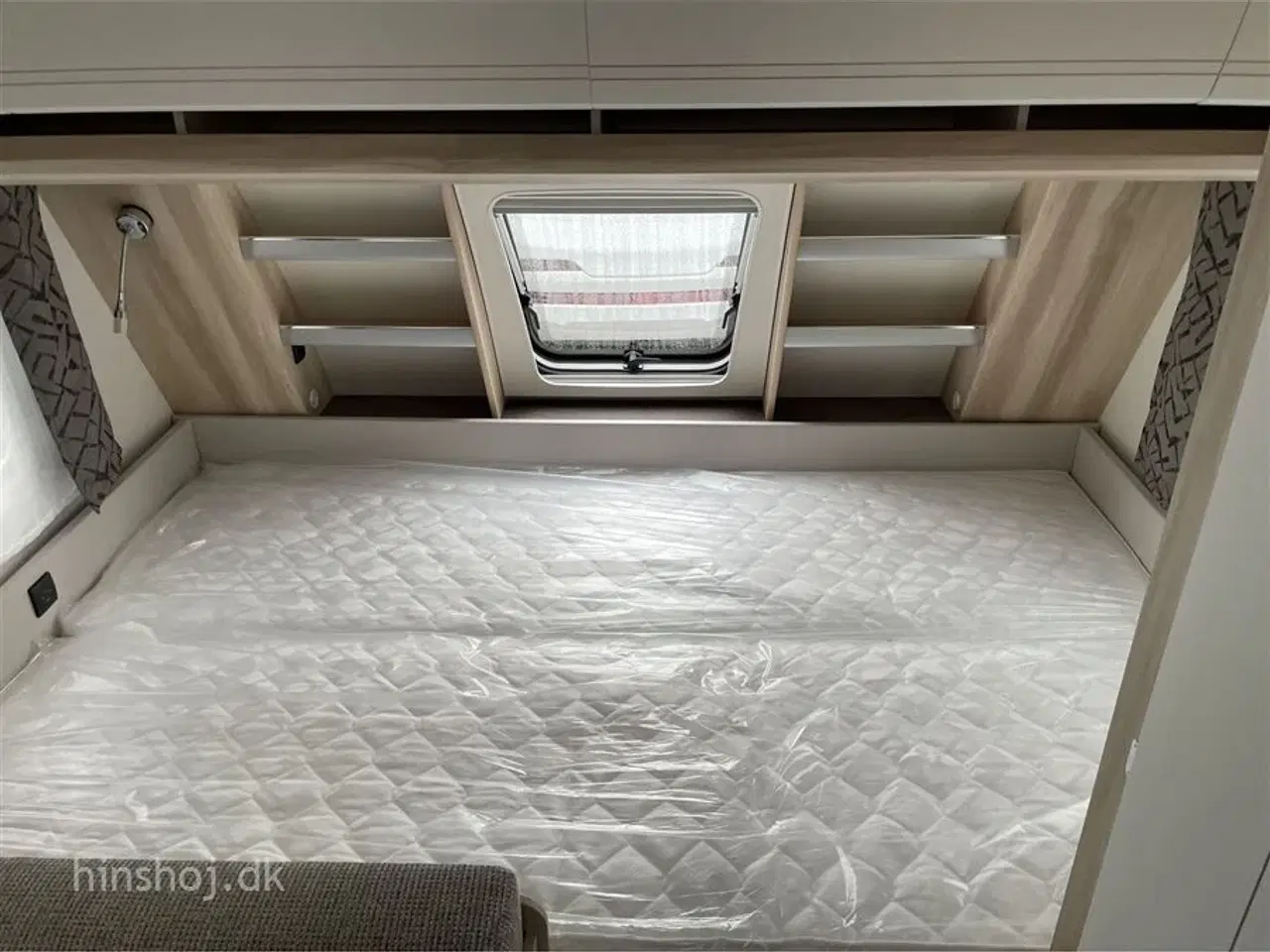 Billede 8 - 2024 - Hobby De Luxe 490 KMF   Med dobbeltseng og køjer fra Hinshøj Caravan A/S