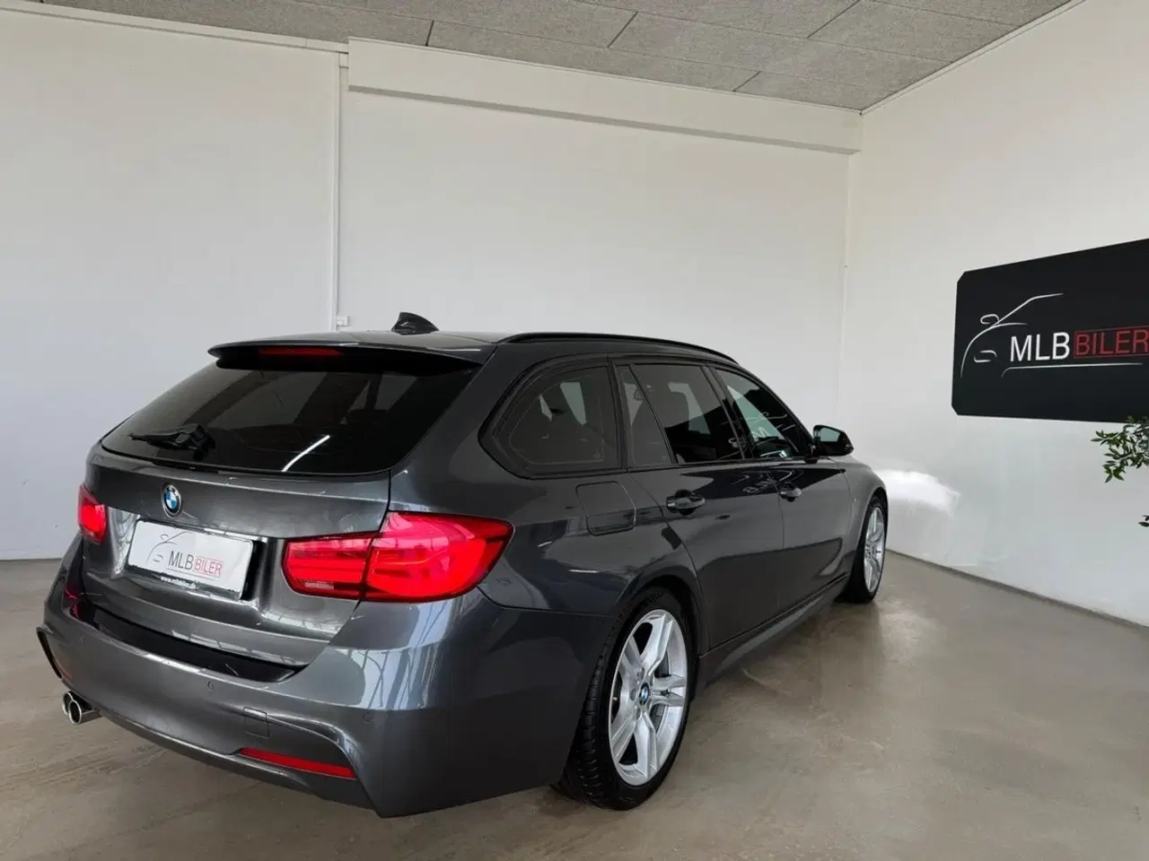 Billede 4 - BMW 320i 2,0 Touring M-Sport aut.