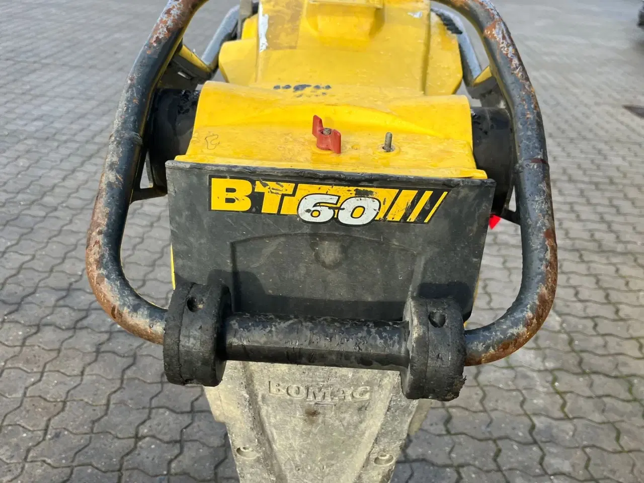 Billede 8 - Bomag BT 60 58kg kvalatits jordloppe