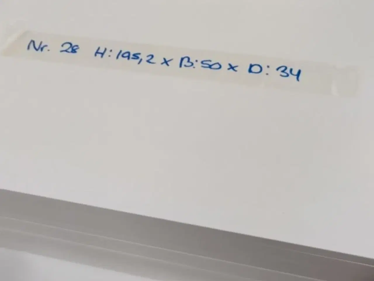 Billede 4 - 4 stk. usamlet højskabe H: 195,2 x B: 50 x D: 34,0 med låge og 16 hylder