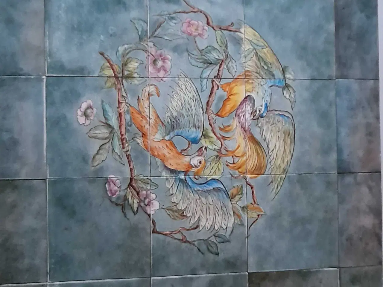 Billede 1 - Sofabord malet i lysegrå.