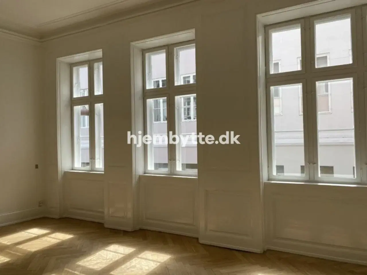 Billede 2 - Hjembytte - Læderstræde