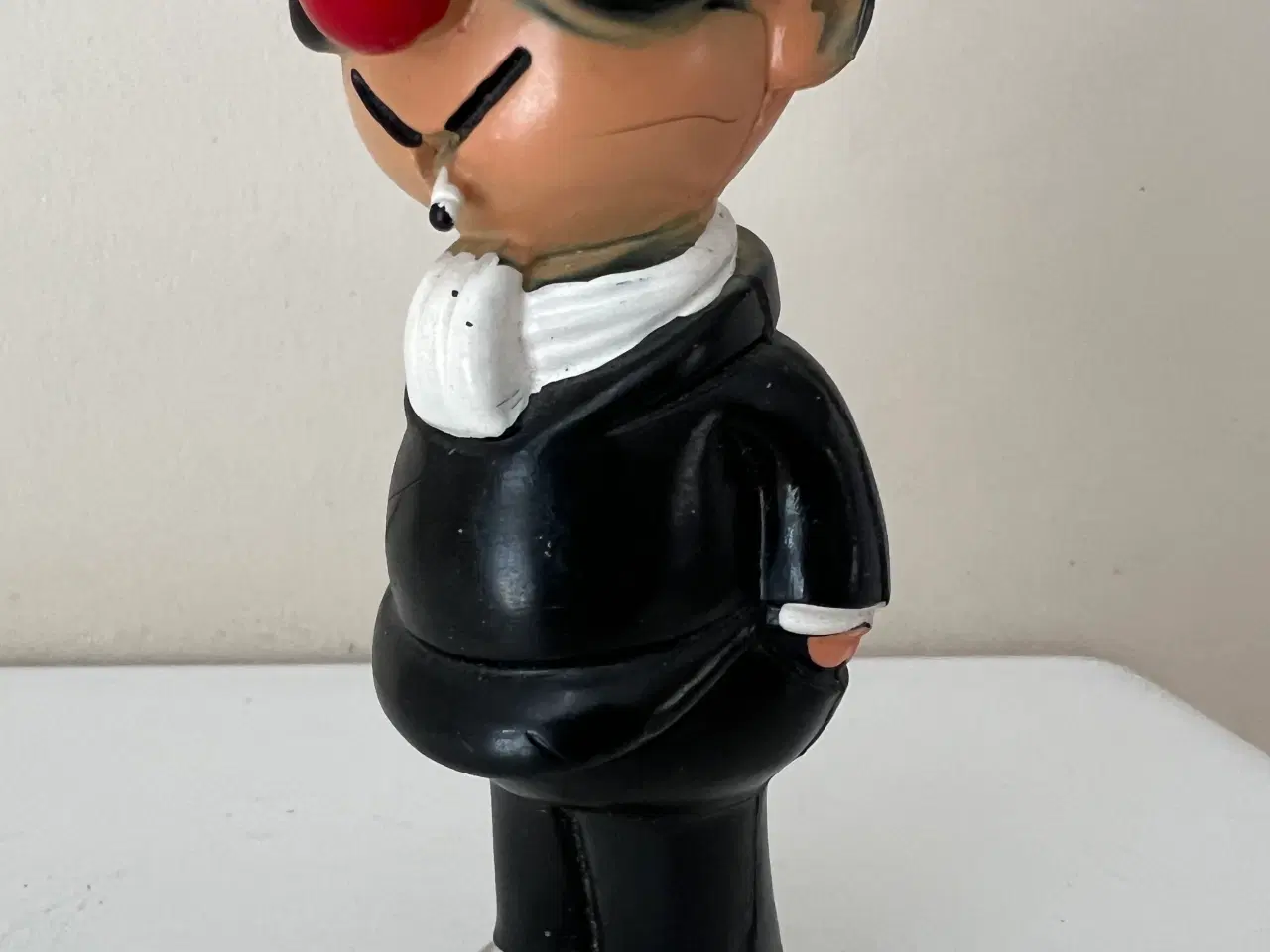 Billede 2 - Retro kasket Karl figur fra 70’erne 