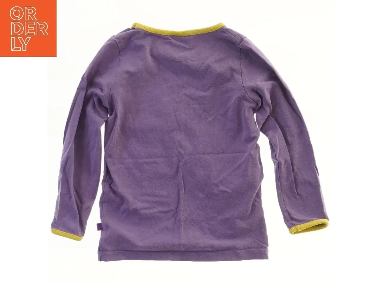 Billede 2 - Langærmet trøje med æblemotiv fra Småfolk (str. 92)