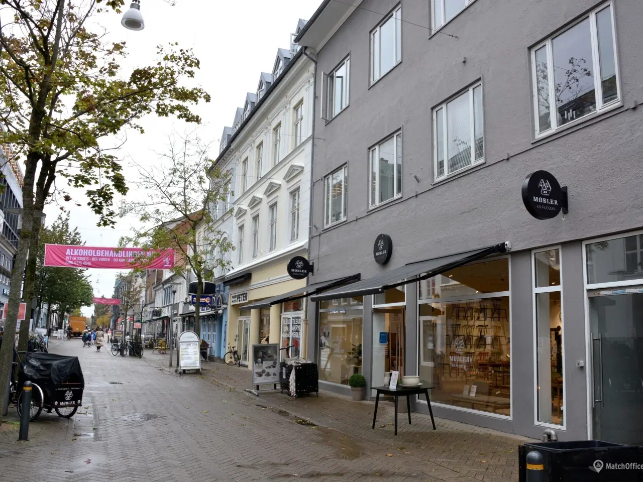 Billede 2 - Attraktivt butikslokale i hjertet af Odense – nabo til OB's fanshop