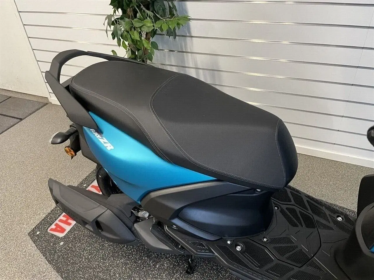 Billede 5 - Yamaha RayZR 125 - Matt Cyan