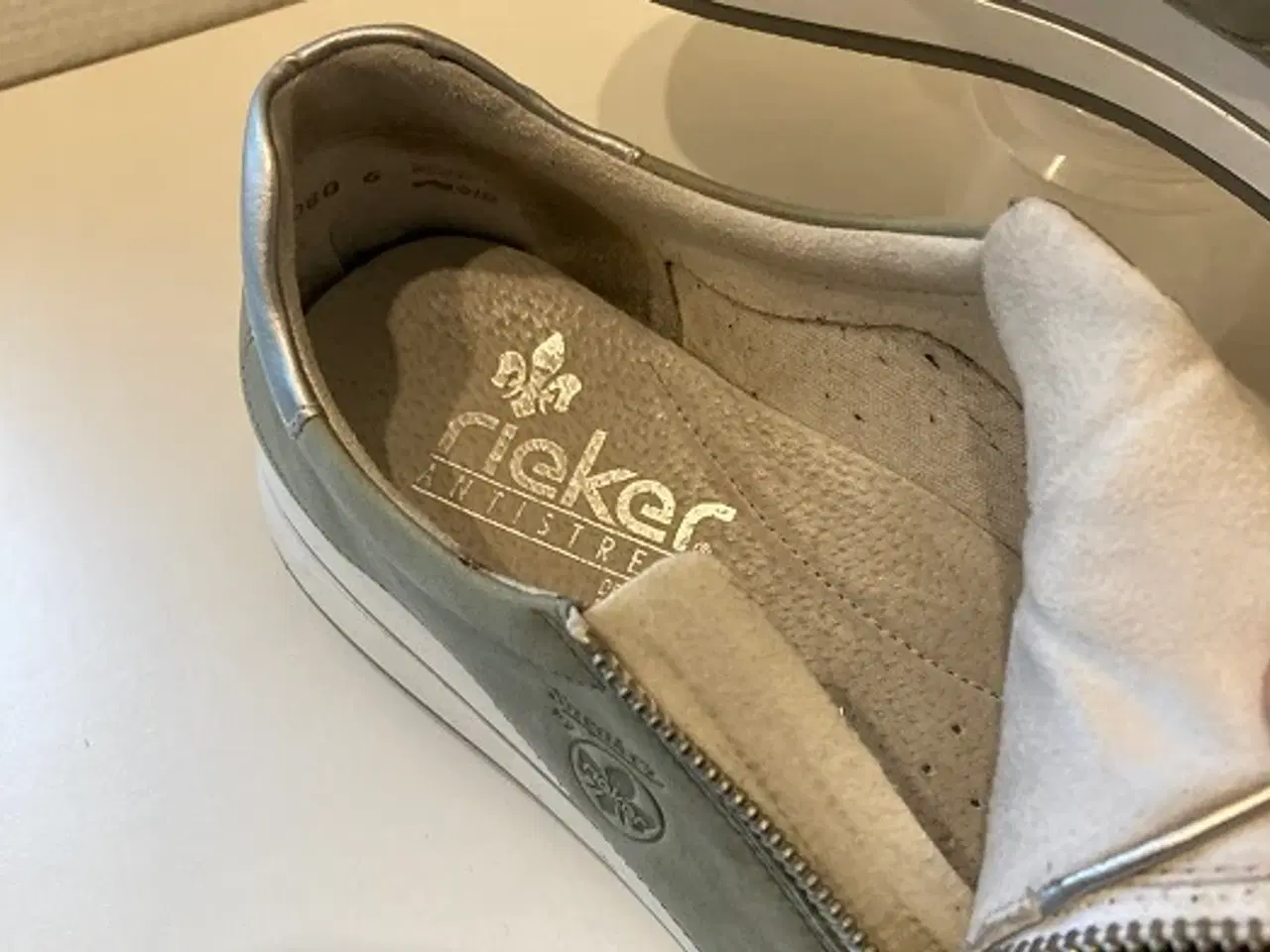 Billede 3 - Sneakers, dame str. 40, RIEKER , Sart grøn 