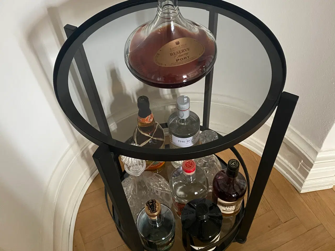 Billede 3 - Barbord med hjul og glashylder