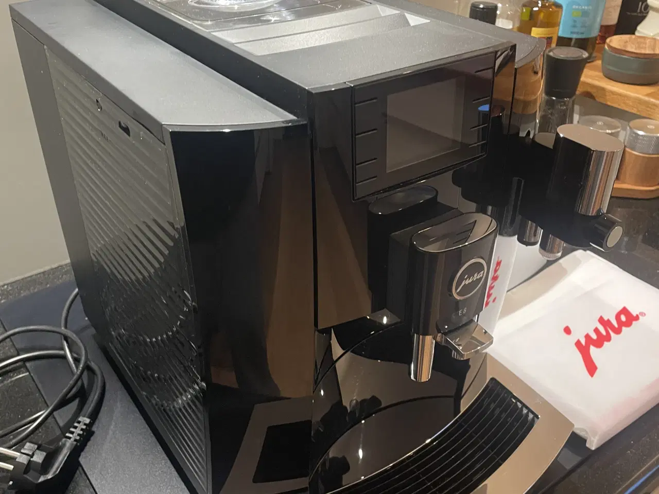 Billede 1 - Jura E8 fuldautomatisk