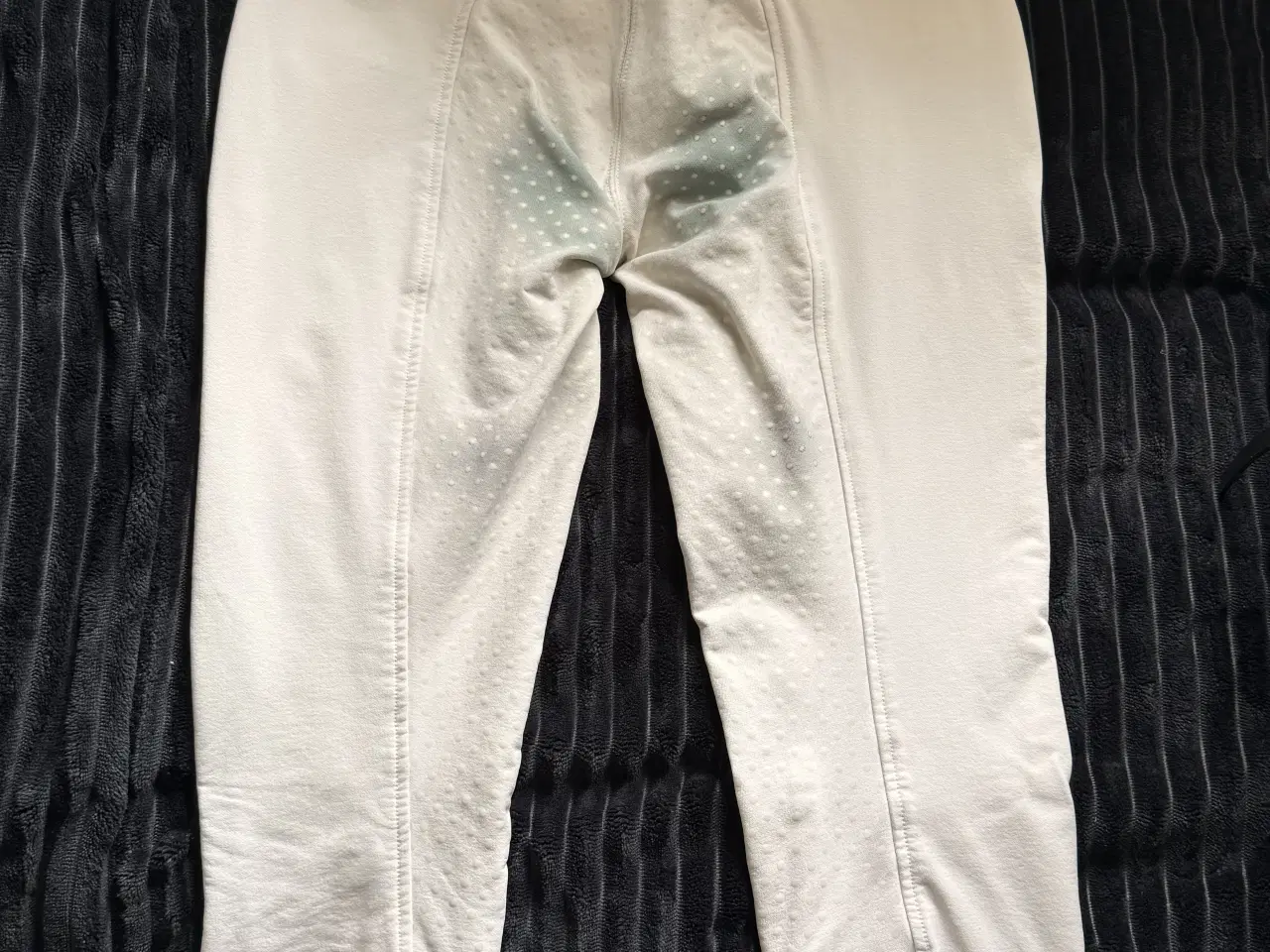 Billede 3 - Stævnebukser fra Montar sælges