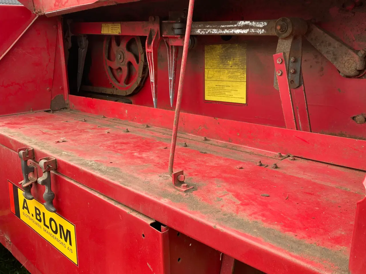 Billede 8 - Sperry New Holland Hayliner 377 Presser