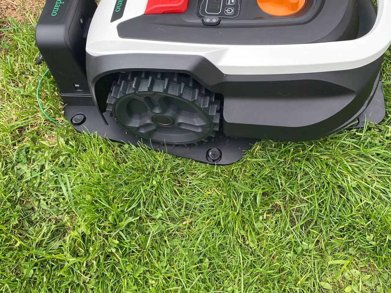 Billede 2 - Adano RM5 robot plæneklipper