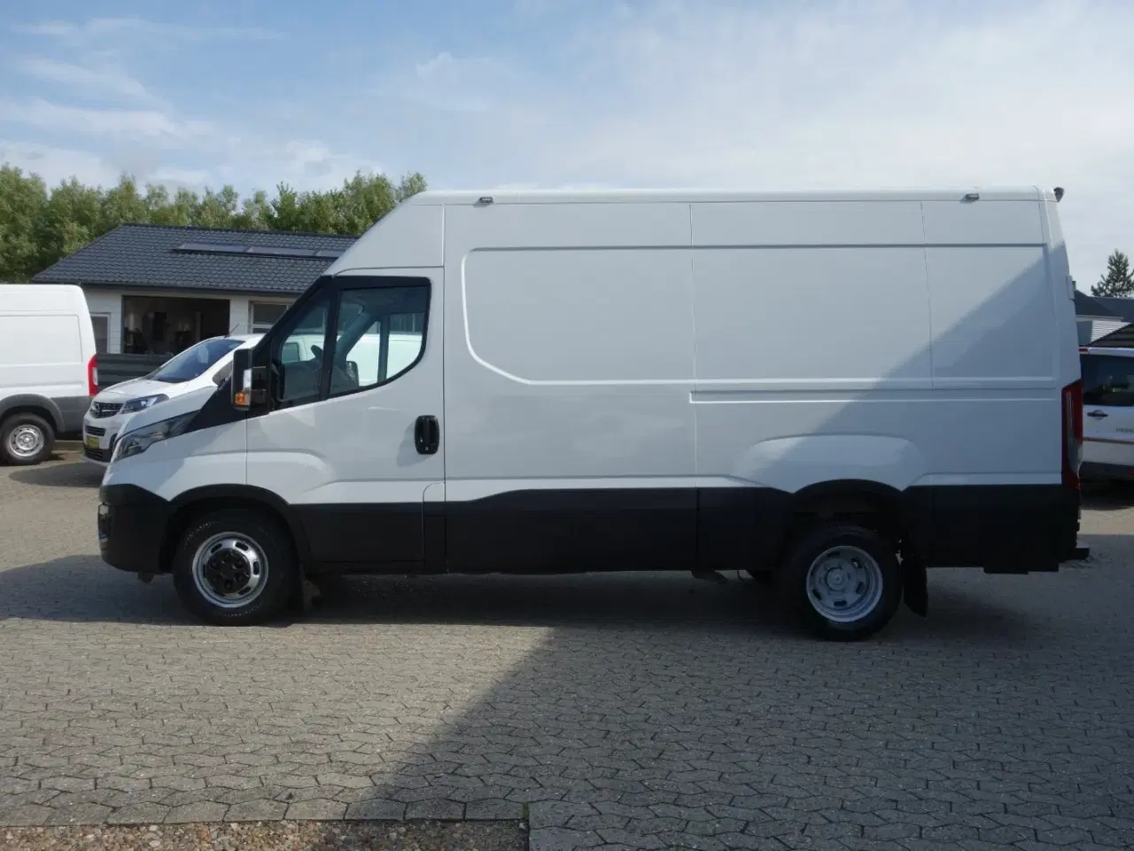 Billede 3 - Iveco Daily 3,0 35C18 12m³ Van AG8