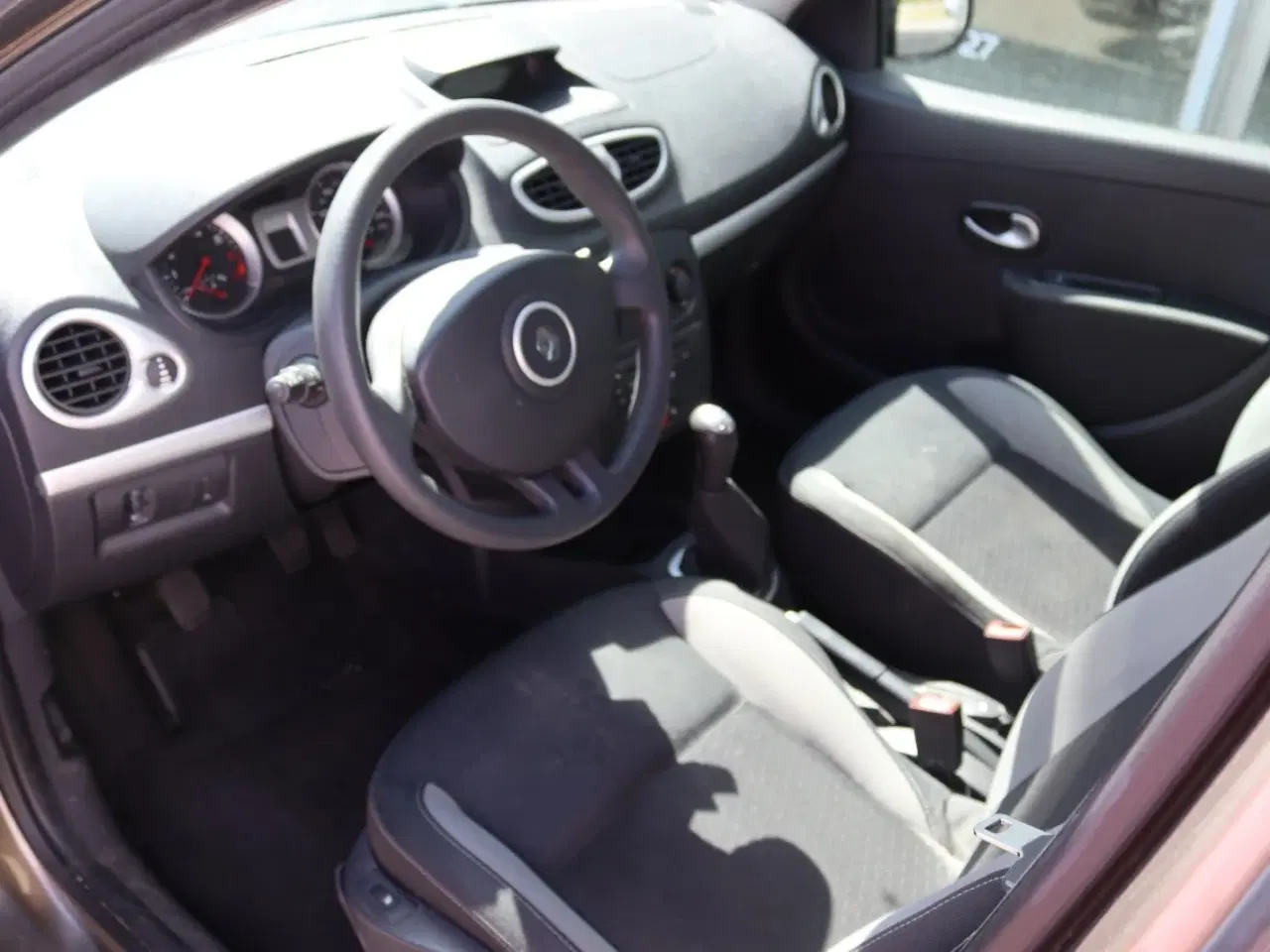 Billede 7 - Renault Clio III 1,2 16V Authentique