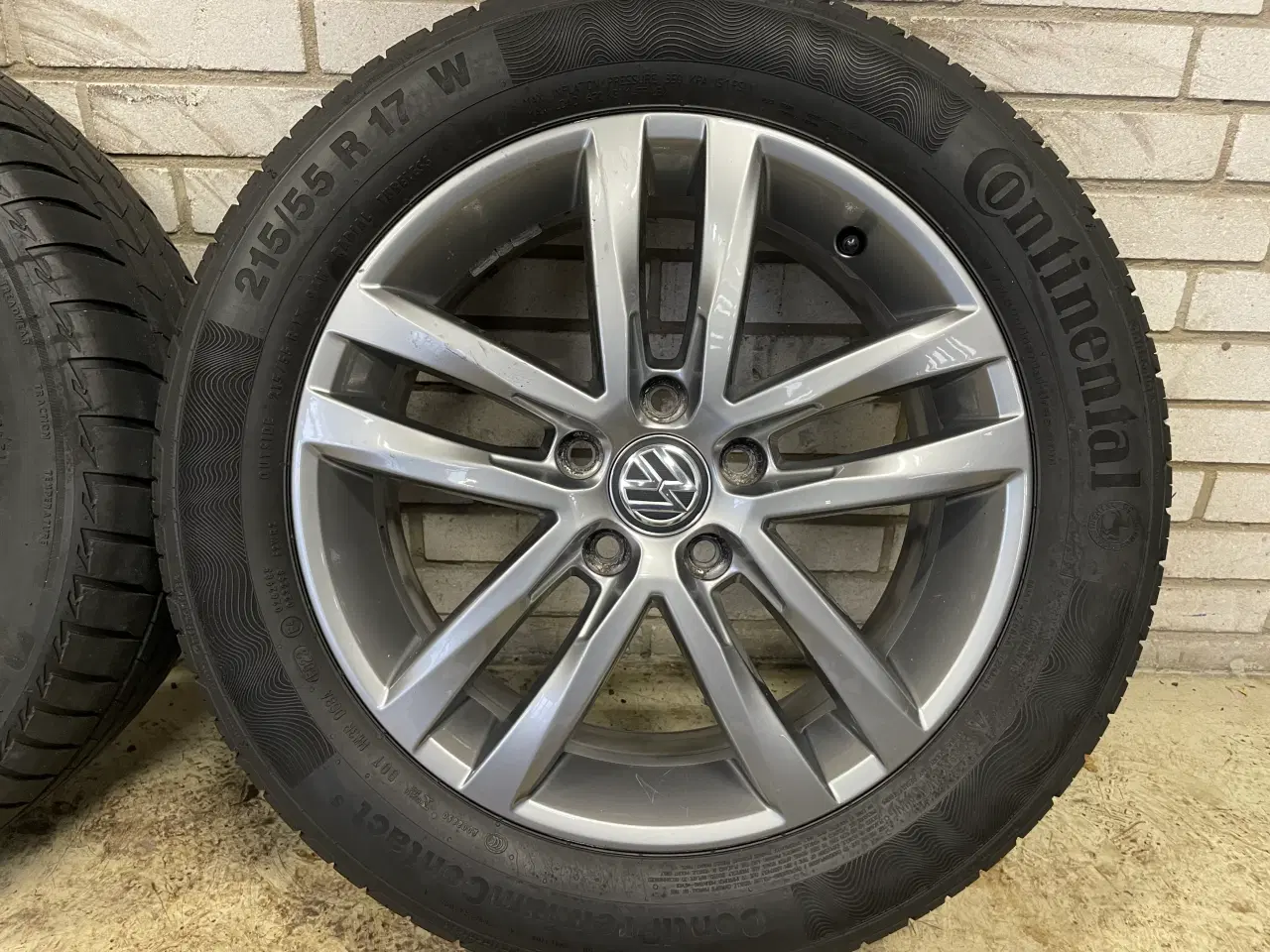 Billede 4 - 17 VW Passat 215/55r17 Ref.220 sommer