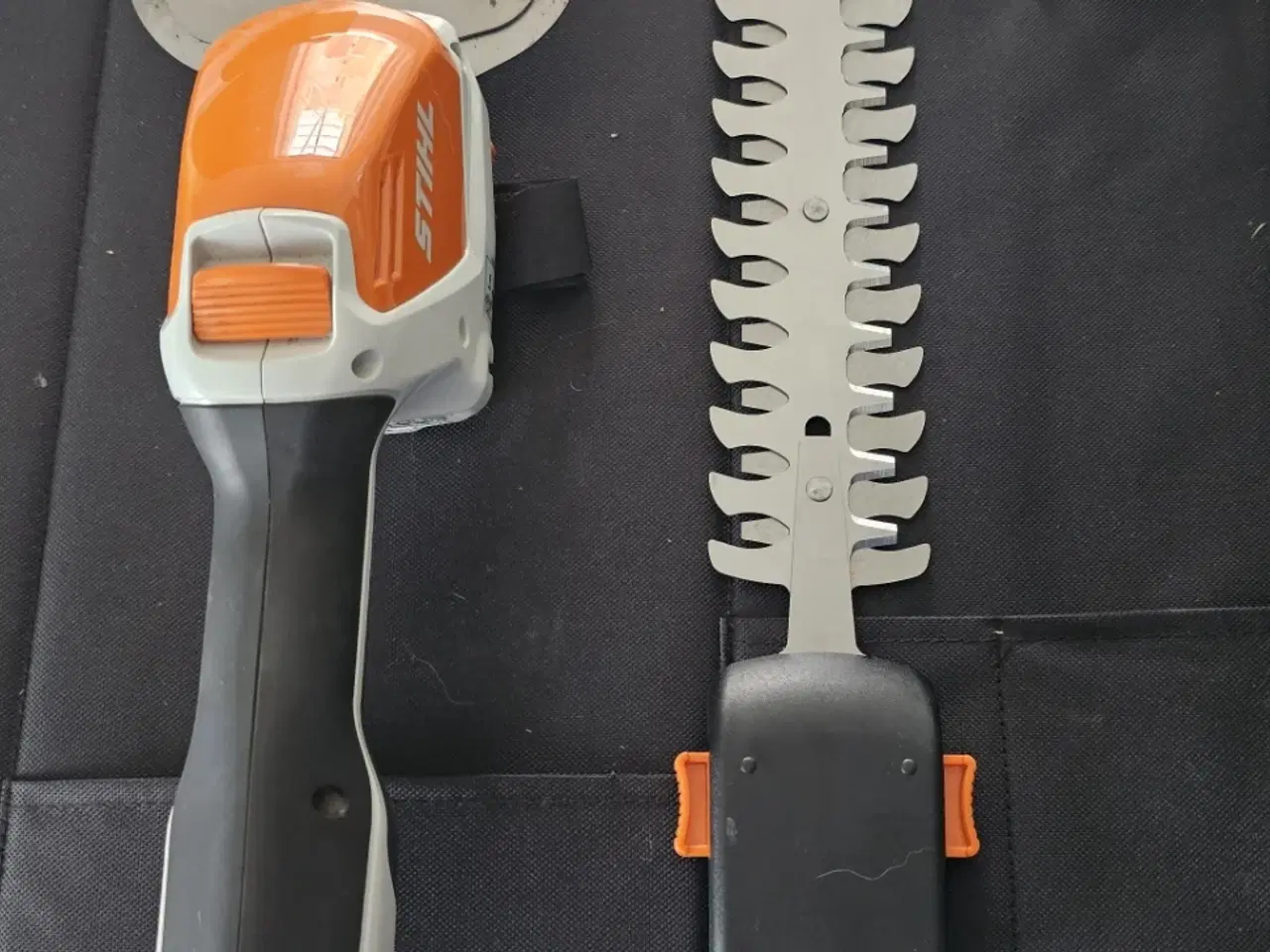 Billede 2 - Stihl HSA 26 græs/busktrimmer med teleskopskaft