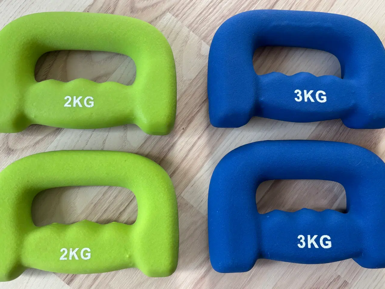 Billede 1 - Ergonomiske håndvægte på 2 og 3 kg