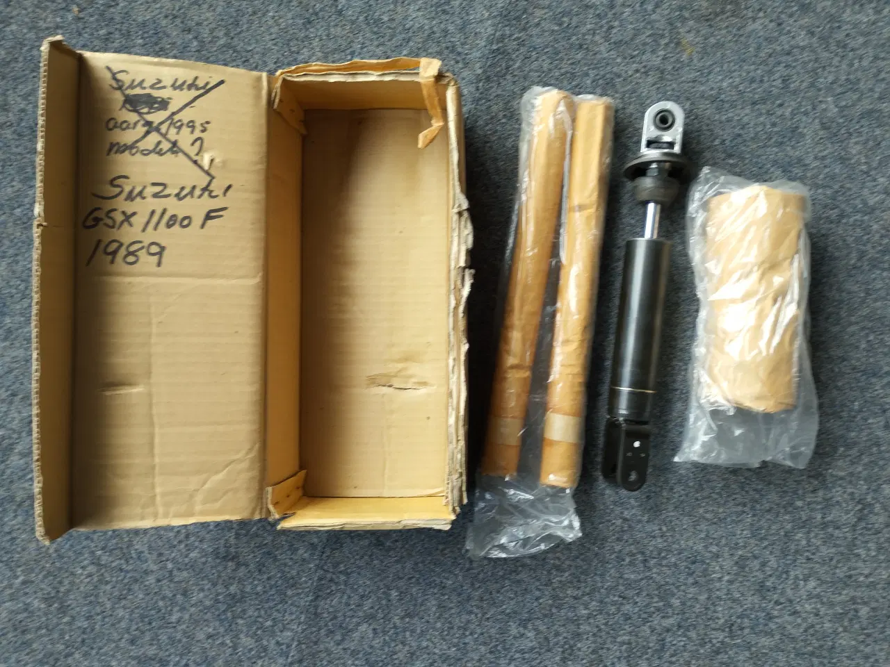 Billede 2 - Støddæmper til Suzuki GXS 1100 F. årgang 1989 ( %