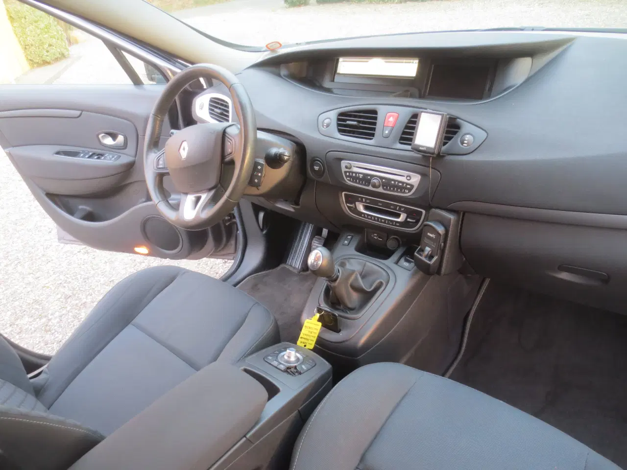 Billede 17 - Renault Scenic 1.9 DCi Nysynet m/træk