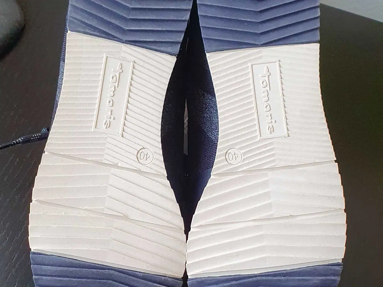 Billede 5 - SNEAKERS FRA TAMARIS I STR 40.