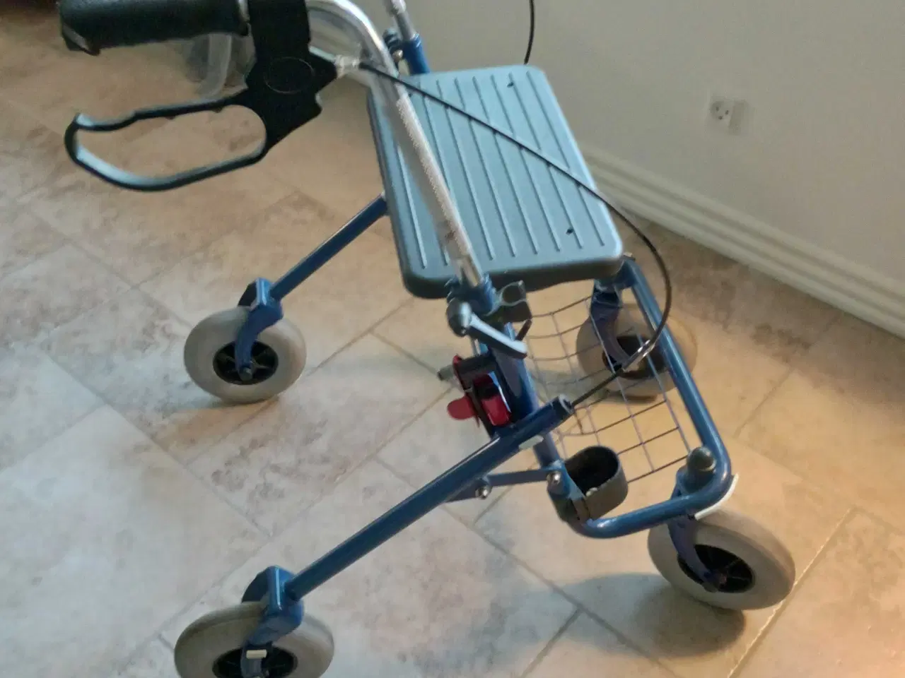 Billede 2 - Fin rollator i god stand 