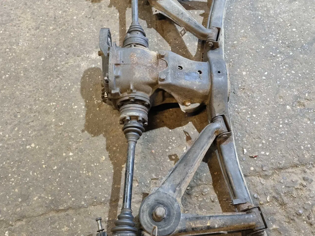 Billede 4 - Bmw e30 bagbro med spær differential