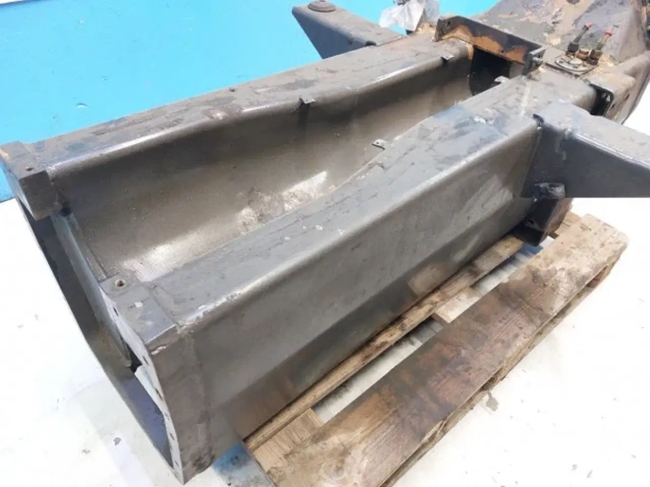 Billede 11 - Valmet 705 Dieseltank 30035010