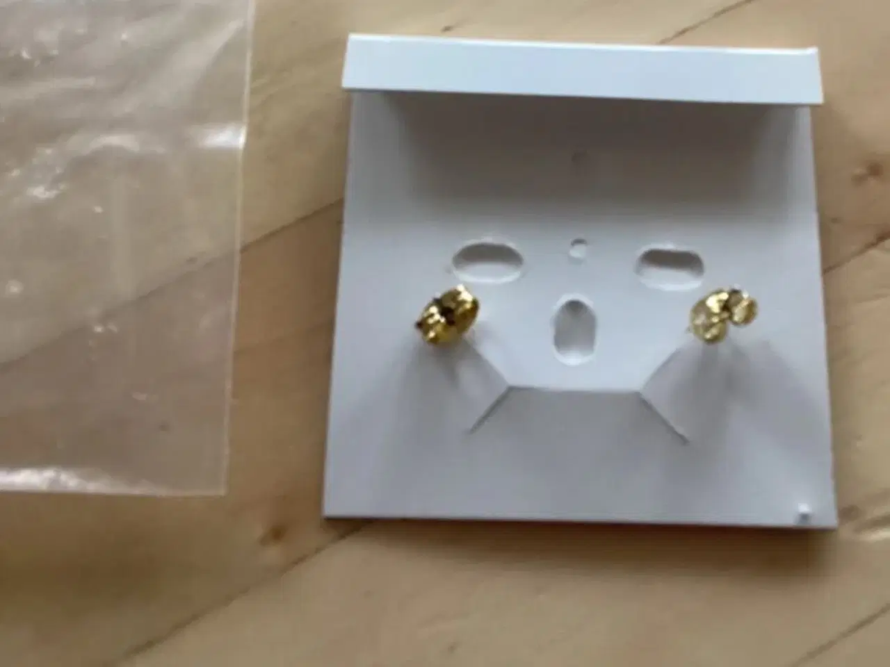 Billede 3 - Unisex “Harly Davidson” ørestikker- øreringe