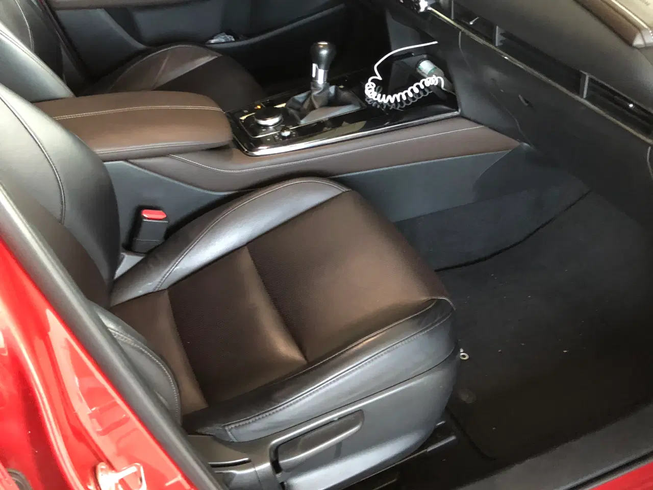 Billede 4 - Meget velholdt Mazda CX30 122 hk Cosmo årgang 2019