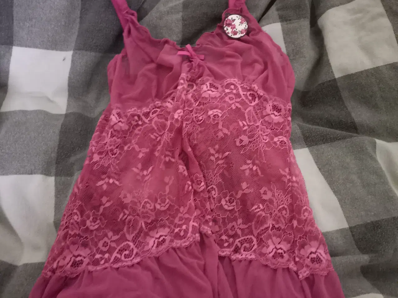 Billede 4 - forskelder lingeri og bh og trusser