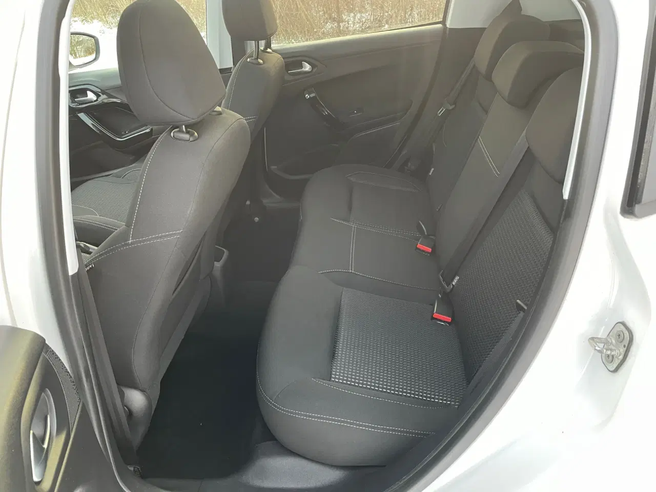 Billede 4 - Peugeot 208 1,6 BlueHDi Selection Sky 100HK 5d