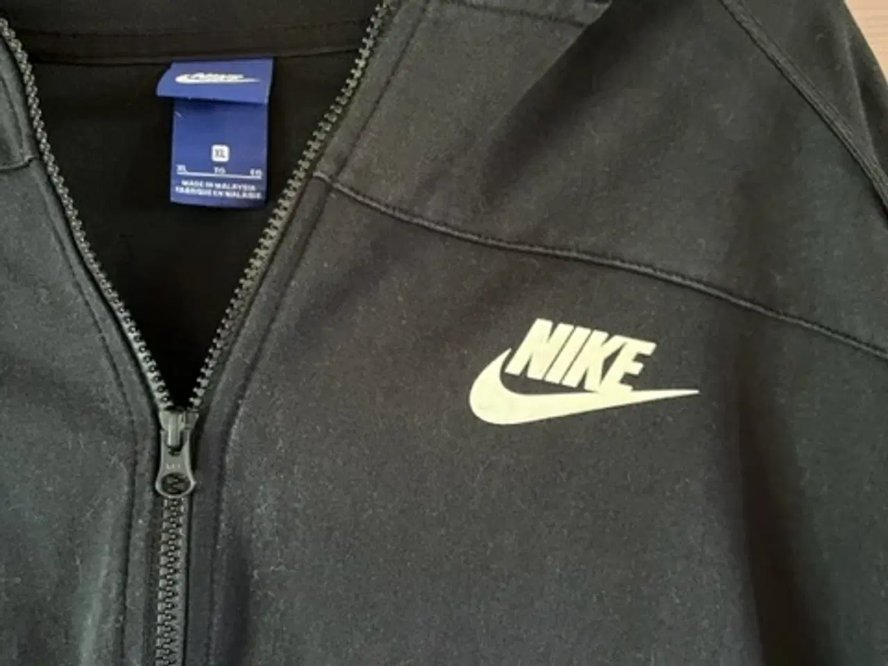 Billede 2 - Nike hættetrøje