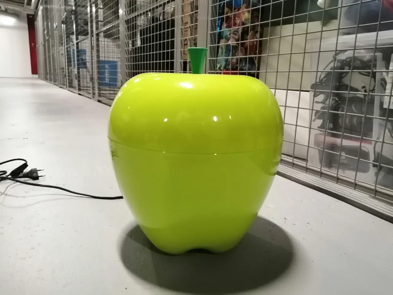 Billede 1 - Æble lampe