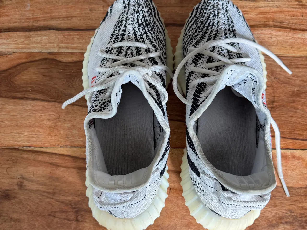 Billede 3 - Yeezy 350 V2 Str. 45 1/3